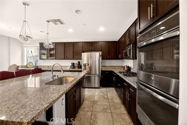 Detail Gallery Image 16 of 54 For 36696 Pavic Ct, Lake Elsinore,  CA 92532 - 4 Beds | 3 Baths