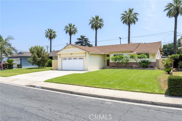 428 S Rosalinda Avenue, Azusa CA: https://media.crmls.org/medias/45287f21-fc48-4562-be77-ce1daa0decb7.jpg