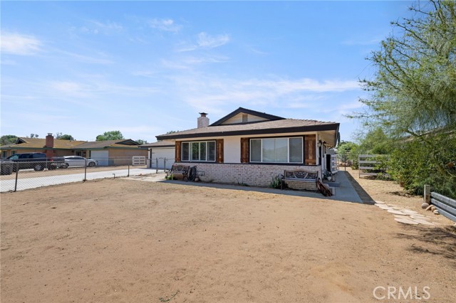 3834 Hillside Avenue, Norco CA: https://media.crmls.org/medias/4528b92f-71a9-4a48-9e29-440626096dab.jpg