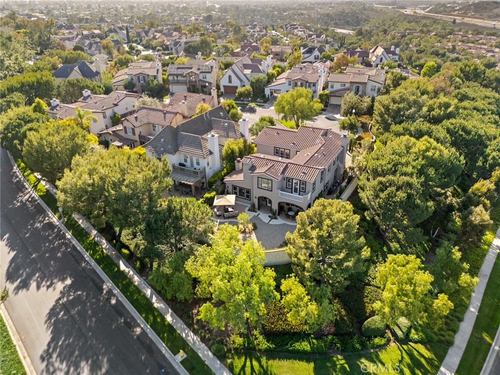 https://media.crmls.org/medias/4528cf3b-cdaa-4239-890f-fa9a72cc0a75.jpg?preset=X-Large
