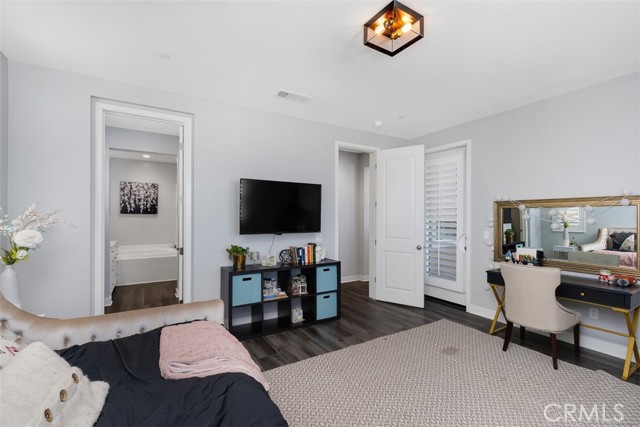 Detail Gallery Image 15 of 44 For 17183 Compass Dr, Riverside,  CA 92503 - 5 Beds | 4/1 Baths