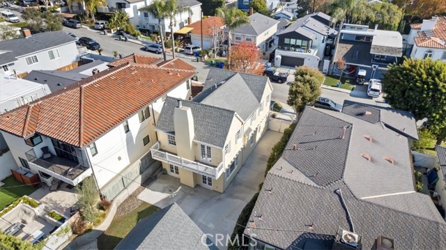 3109 Walnut Avenue, Manhattan Beach, California 90266, 3 Bedrooms Bedrooms, ,3 BathroomsBathrooms,Residential,Sold,Walnut,SB22255012