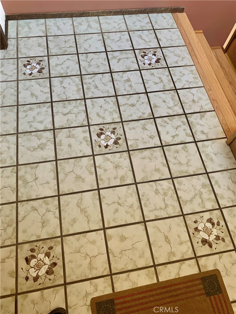 https://media.crmls.org/medias/452af0cf-f3ef-4dc6-819c-1f389bf490ca.jpg?preset=X-Large