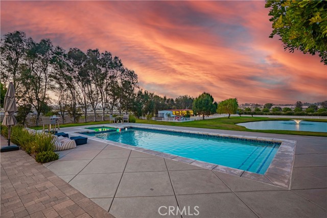 26465 Douglas Avenue, Murrieta CA: https://media.crmls.org/medias/452b671f-9c77-4ff5-9abc-e44a61b086b4.jpg