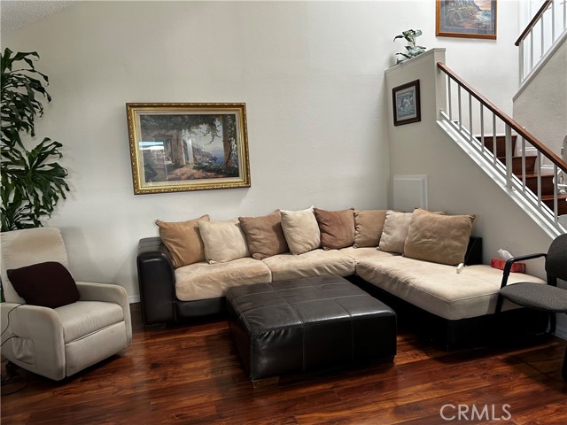 9826 CALIFORNIA Avenue, South Gate CA: https://media.crmls.org/medias/452bd3e3-0f34-406d-bf91-0400fa7dba38.jpg