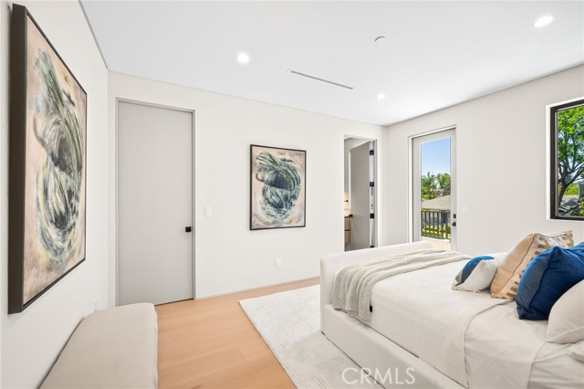 Detail Gallery Image 33 of 56 For 16728 Morrison St, Encino,  CA 91436 - 7 Beds | 6/1 Baths