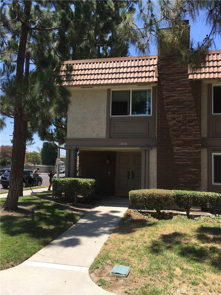 11466 Pinckney