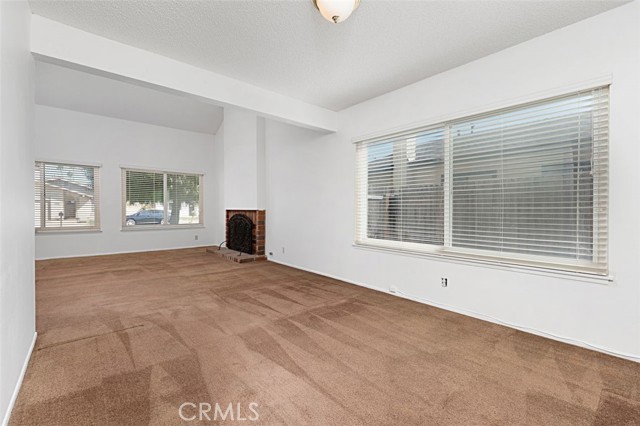 1010 Janetwood Drive photo 7