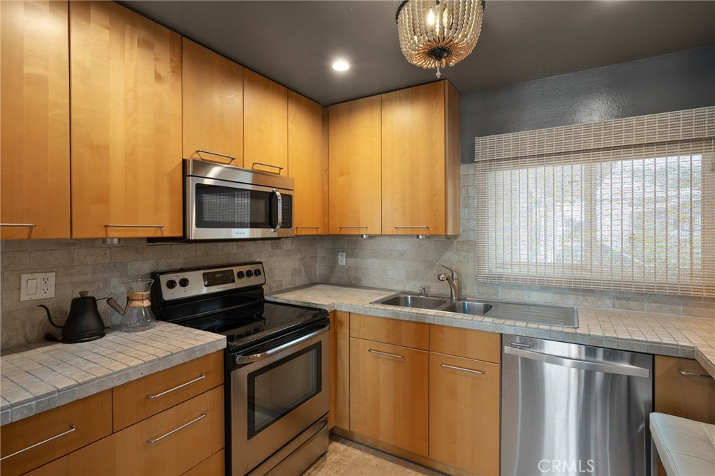 MLS #PV25132598 img 11