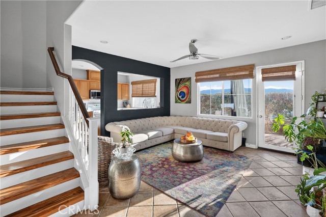 Detail Gallery Image 6 of 33 For 24332 Lorenzo, Valencia,  CA 91355 - 3 Beds | 3 Baths