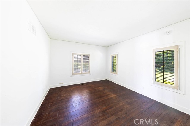 1051 Marine Drive, Laguna Beach CA: https://media.crmls.org/medias/453186f4-8b94-434f-91c5-af3f6869ba24.jpg