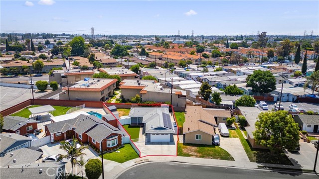 Detail Gallery Image 4 of 27 For 6838 Severn Dr, Paramount,  CA 90723 - 4 Beds | 2 Baths