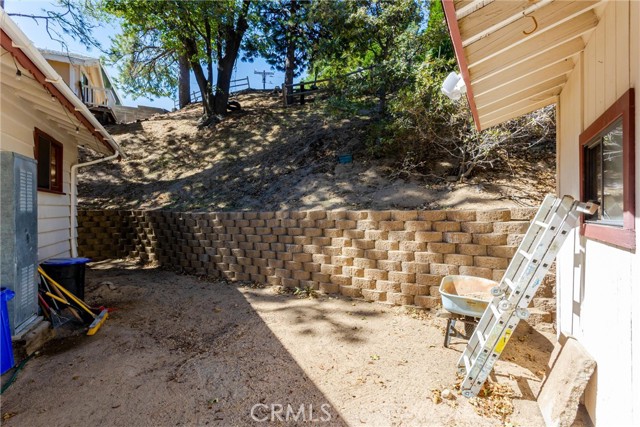 459 Delle, Crestline, CA 92325