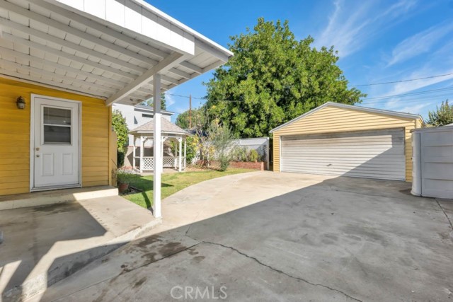 Detail Gallery Image 22 of 27 For 338 N Mariposa, Burbank,  CA 91506 - 2 Beds | 2 Baths