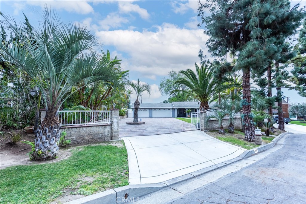 1910 Domingo Road, Fullerton, CA 92835