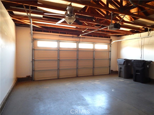 1829 Rockcrest Drive, Corona CA: https://media.crmls.org/medias/45337959-4753-42f0-8b3a-e00394d0f001.jpg