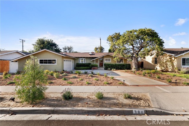 388 Bucknell Rd, Costa Mesa, CA 92626