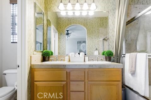 Detail Gallery Image 14 of 26 For 209 Tall Oak, Irvine,  CA 92603 - 3 Beds | 3/1 Baths