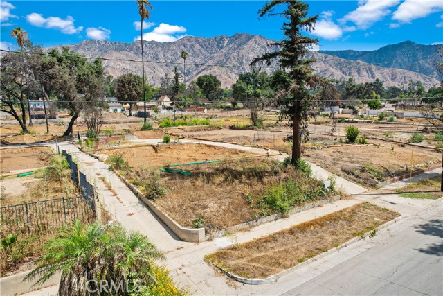 1091 E Mariposa Street, Altadena CA: https://media.crmls.org/medias/45346d9b-62d3-4c13-ae7e-58e7fa91a9e8.jpg