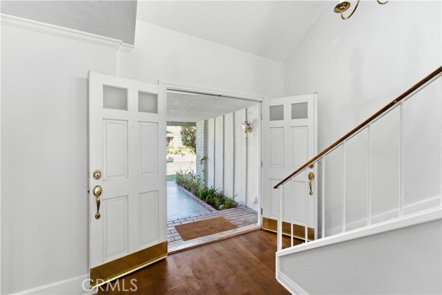 Detail Gallery Image 3 of 45 For 11344 Baird Ave, Porter Ranch,  CA 91326 - 4 Beds | 3 Baths