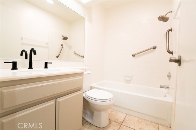 21395 Via Del Lobo, Yorba Linda CA: https://media.crmls.org/medias/4534ad71-c629-4d16-958a-01bc8e10f457.jpg