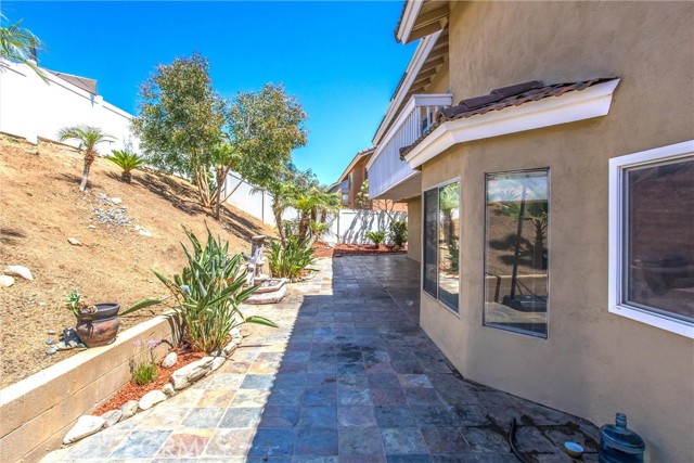 24156 Old Country Road, Moreno Valley CA: https://media.crmls.org/medias/4534c866-f0ab-4c41-89da-28cb4dbc0a31.jpg