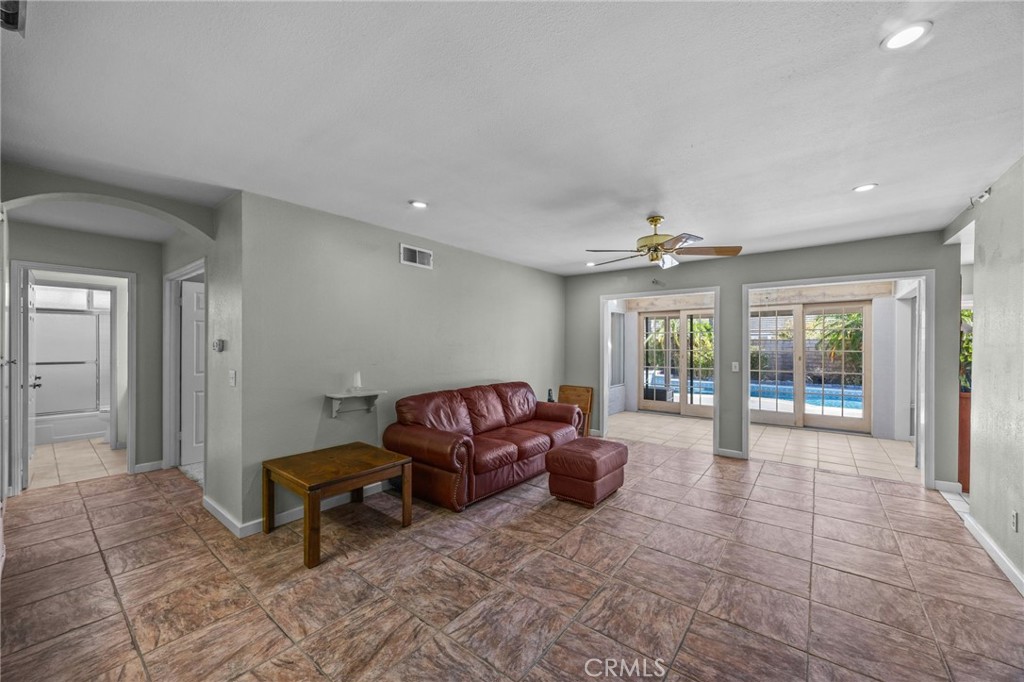 MLS #IG25250921 image #20