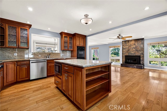 6153 Twin, Paradise CA: https://media.crmls.org/medias/45350ba6-08bb-4700-a45d-d201dce12187.jpg