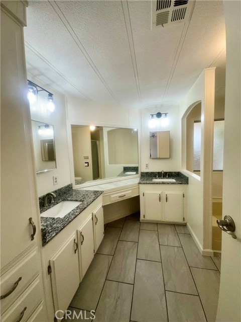 Detail Gallery Image 18 of 30 For 40798 Cheyenne Trl, Cherry Valley,  CA 92223 - 2 Beds | 2 Baths