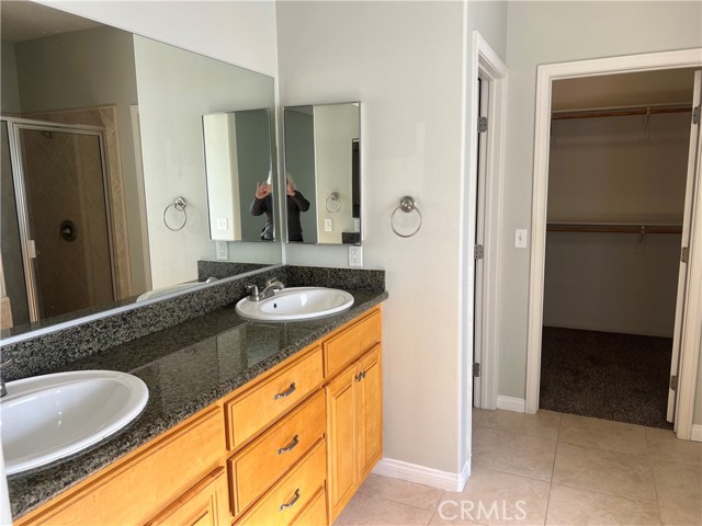 Detail Gallery Image 14 of 16 For 26500 Silver Lakes, Helendale,  CA 92342 - 4 Beds | 2 Baths