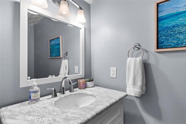 2000 Voorhees Avenue, Redondo Beach, California 90278, 3 Bedrooms Bedrooms, ,2 BathroomsBathrooms,Residential,Sold,Voorhees,SB23026527