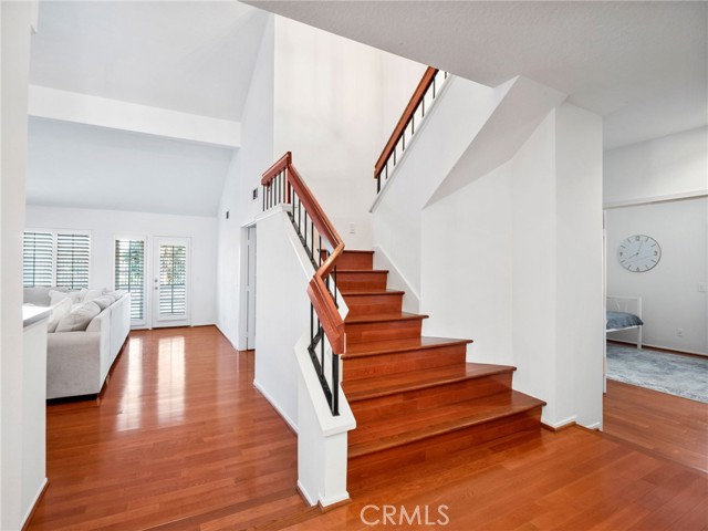 Image 25 of 75 For 24512 Skyridge Drive