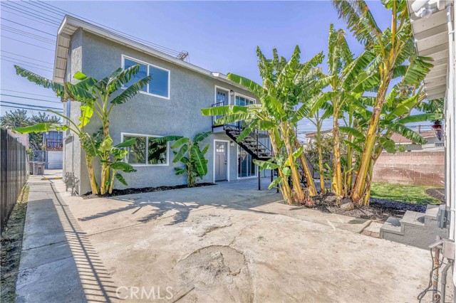 1971 Locust Avenue, Long Beach, California 90806, ,Multi-Family,For Sale,Locust,OC24061378