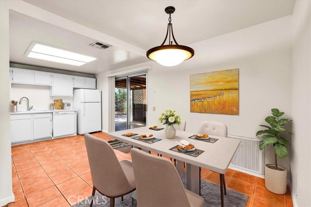 Detail Gallery Image 8 of 32 For 73627 Raymond Way, Twentynine Palms,  CA 92277 - 2 Beds | 2 Baths