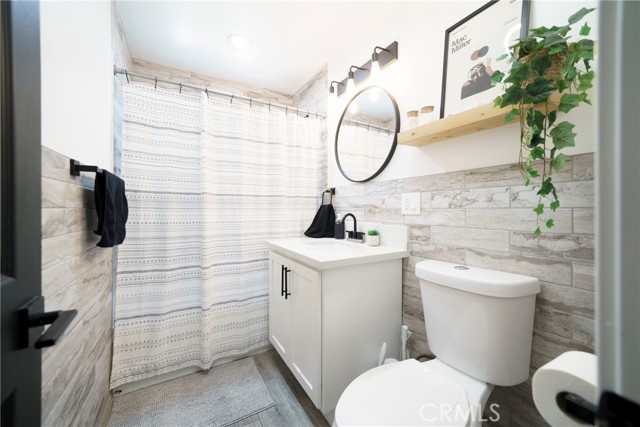 8217 Towne Avenue, Los Angeles CA: https://media.crmls.org/medias/4538174a-5648-455d-b000-ff079a123017.jpg