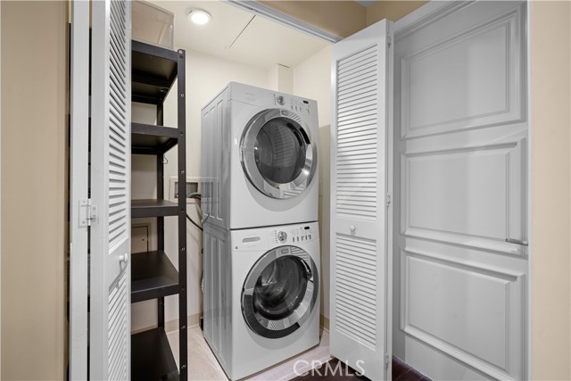 611 Caruso Avenue, Glendale CA: https://media.crmls.org/medias/453823e8-812a-4454-9af2-0e64a9a94909.jpg