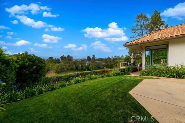 1525 Ramona Drive, Camarillo CA: https://media.crmls.org/medias/45383412-6ff3-4494-b67e-f4edd7fec997.jpg