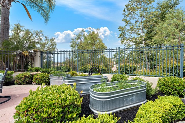 3 Sepulveda, Rancho Santa Margarita CA: https://media.crmls.org/medias/4538b558-4d7e-4017-bcdf-c5479ebbb2b4.jpg