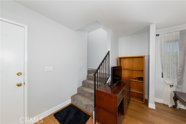 Detail Gallery Image 8 of 45 For 2717 Chadwick Cir, Los Angeles,  CA 90032 - 3 Beds | 2/1 Baths
