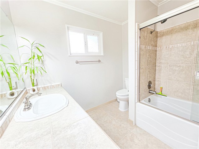 Detail Gallery Image 17 of 45 For 1654 W Vartikian Ave, Fresno,  CA 93711 - 3 Beds | 2/1 Baths