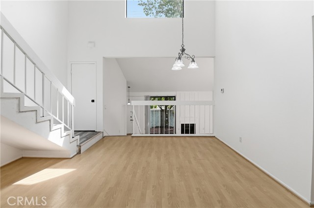 Detail Gallery Image 10 of 33 For 6121 Shoup #35,  Woodland Hills,  CA 91367 - 1 Beds | 2 Baths