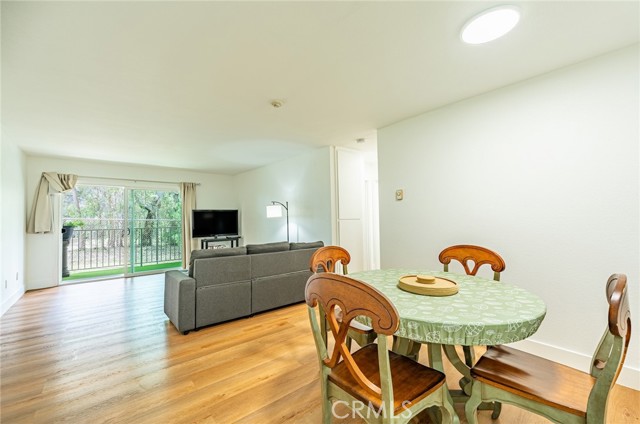 Detail Gallery Image 5 of 35 For 1108 Camino Real #306,  Redondo Beach,  CA 90277 - 2 Beds | 2 Baths