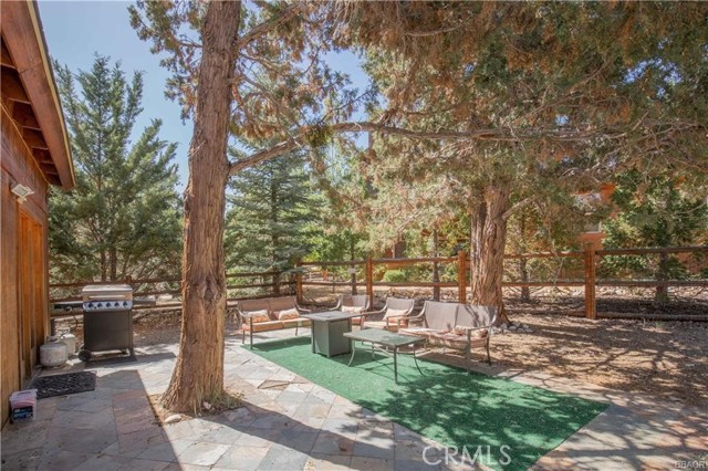 42432 Bear Loop, Big Bear City CA: https://media.crmls.org/medias/453c15d8-8370-43eb-b7a9-849b43d5c574.jpg