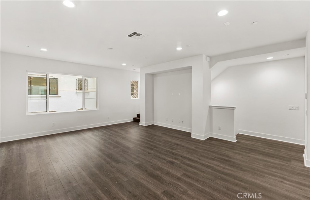 MLS #IV26032644 image #12