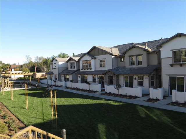 Detail Gallery Image 1 of 22 For 18049 Magee Ln, Yorba Linda,  CA 92886 - 3 Beds | 2/1 Baths