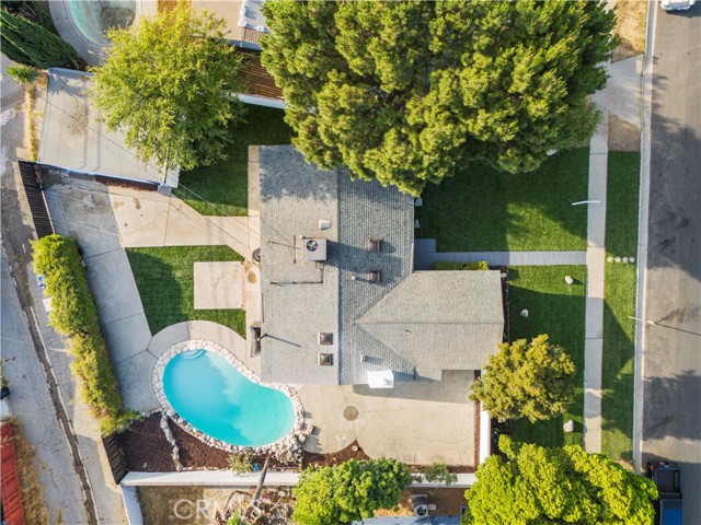 10839 Danube Avenue, Granada Hills CA: https://media.crmls.org/medias/453dc5ae-cfdf-49fd-8e71-770d64f16a19.jpg