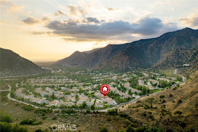 27 Silver Forest Court, Azusa CA: https://media.crmls.org/medias/453e0f8f-c34d-4632-a131-93893b016362.jpg
