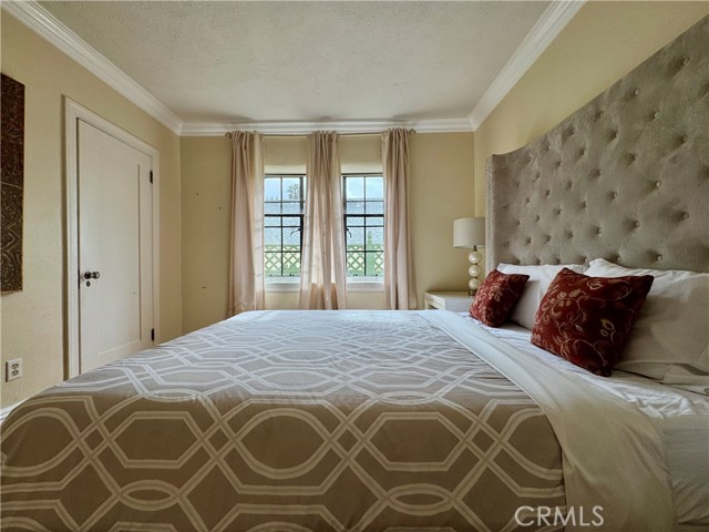 Detail Gallery Image 29 of 65 For 1149 Cordova Ave, Glendale,  CA 91207 - 5 Beds | 3 Baths