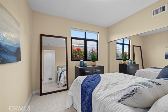 Detail Gallery Image 45 of 51 For 1635 19th St, Manhattan Beach,  CA 90266 - 6 Beds | 4 Baths