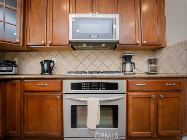 Detail Gallery Image 20 of 71 For 10536 Cole Rd, Whittier,  CA 90604 - 5 Beds | 2/1 Baths